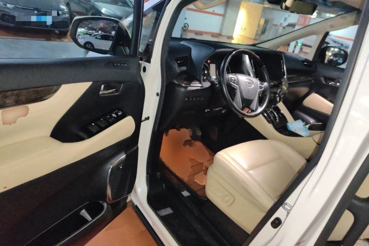 Used Toyota Vellfire 2021 Crown Dual-Engine 2.5L HV Prestige Edition Driver Seat