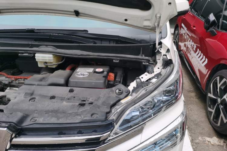 Used Toyota Vellfire 2021 Crown Dual-Engine 2.5L HV Prestige Edition Engine Bay Left