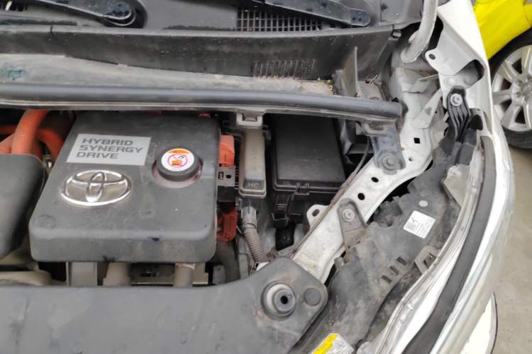 Used Toyota Vellfire 2021 Crown Dual-Engine 2.5L HV Luxury Edition Engine Bay Left