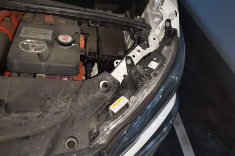 Used Toyota Vellfire 2021 Crown Dual-Engine 2.5L HV Luxury Edition Engine Bay Left