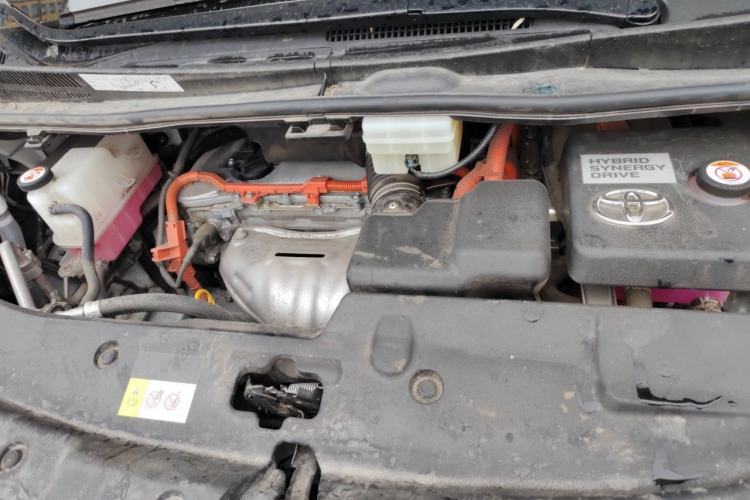 Used Toyota Vellfire 2021 Crown Dual-Engine 2.5L HV Luxury Edition Engine Bay