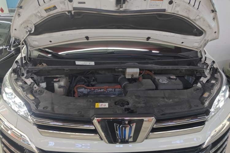 Used Toyota Vellfire 2021 Crown Dual-Engine 2.5L HV Supreme Edition Engine Bay