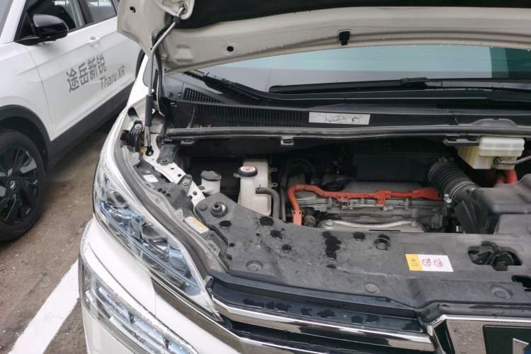 Used Toyota Vellfire 2021 Crown Dual-Engine 2.5L HV Prestige Edition Engine Bay Right