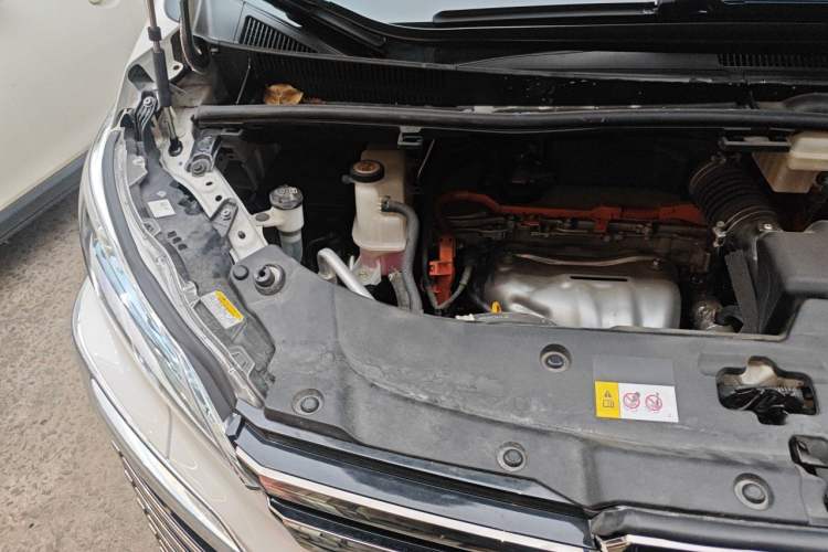 Used Toyota Vellfire 2021 Crown Dual-Engine 2.5L HV Supreme Edition Engine Bay Right
