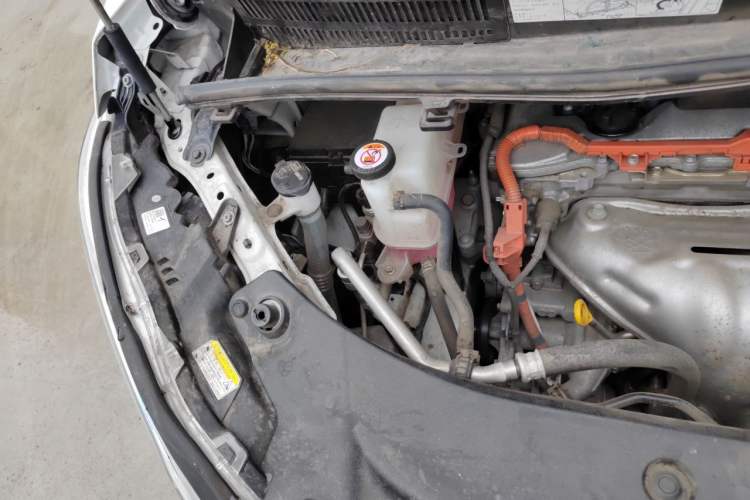 Used Toyota Vellfire 2021 Crown Dual-Engine 2.5L HV Luxury Edition Engine Bay Right