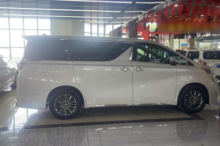 Used Toyota Vellfire 2021 Crown Dual-Engine 2.5L HV Prestige Edition Exterior 2