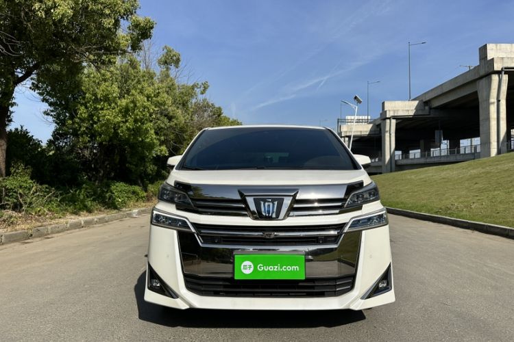Used Toyota Vellfire 2021 Crown Dual-Engine 2.5L HV Prestige Edition Exterior 2