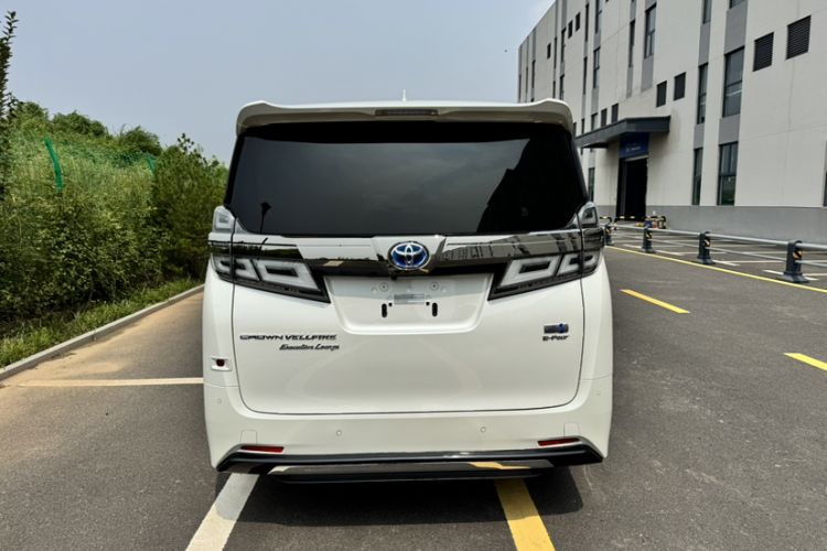 Used Toyota Vellfire 2021 Crown Dual-Engine 2.5L HV Supreme Edition Exterior 4