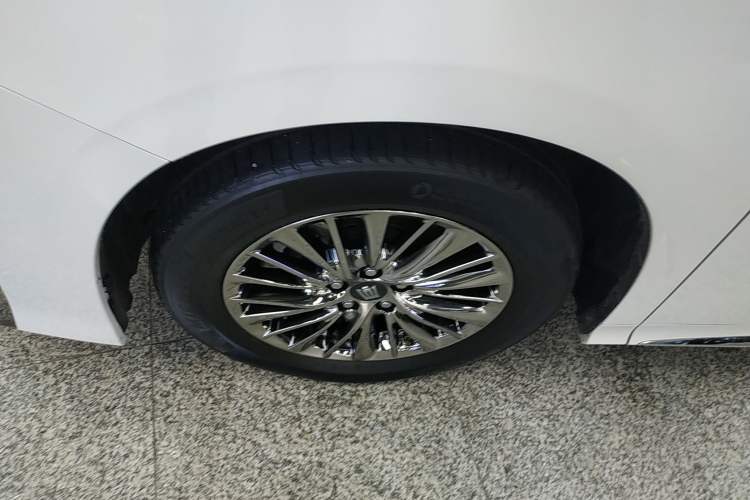 Used Toyota Vellfire 2021 Crown Dual-Engine 2.5L HV Supreme Edition Exterior 4