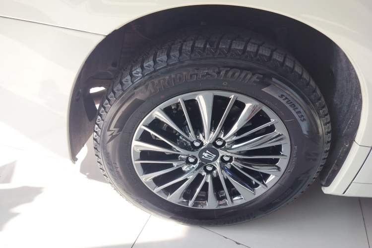 Used Toyota Vellfire 2021 Crown Dual-Engine 2.5L HV Prestige Edition Exterior 5