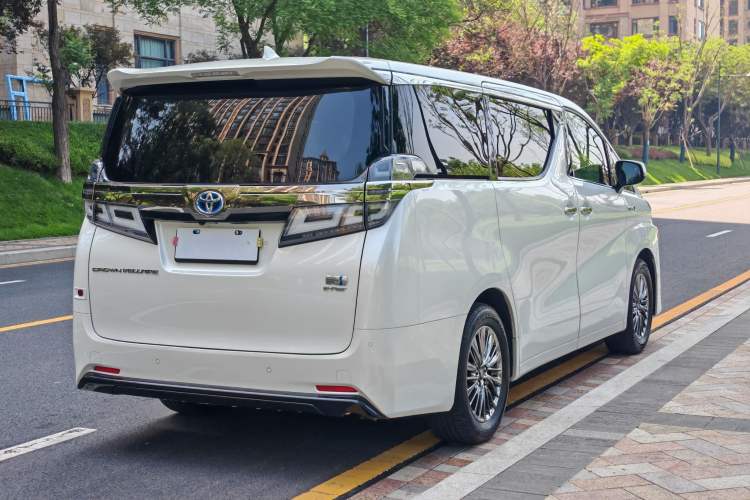 Used Toyota Vellfire 2021 Crown Dual-Engine 2.5L HV Luxury Edition Exterior 5