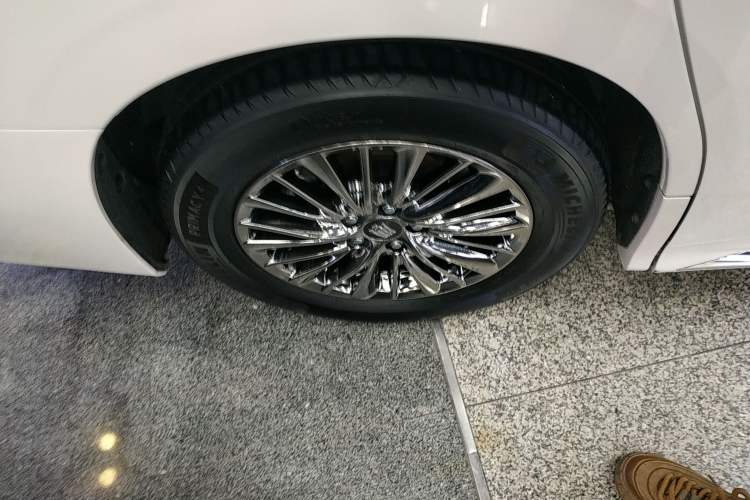 Used Toyota Vellfire 2021 Crown Dual-Engine 2.5L HV Supreme Edition Exterior 5