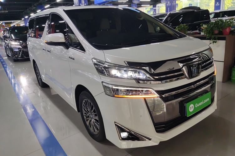 Used Toyota Vellfire 2021 Crown Dual-Engine 2.5L HV Prestige Edition Front Right 45 Deg