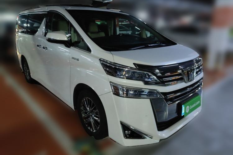 Used Toyota Vellfire 2021 Crown Dual-Engine 2.5L HV Prestige Edition Front Right 45 Deg