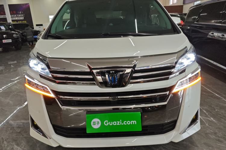 Used Toyota Vellfire 2021 Crown Dual-Engine 2.5L HV Luxury Edition Front