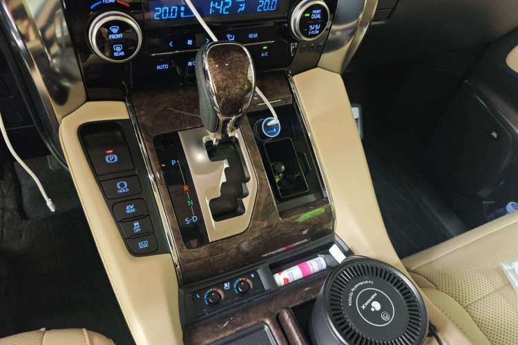 Used Toyota Vellfire 2021 Crown Dual-Engine 2.5L HV Prestige Edition Gear Lever