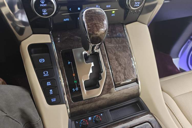 Used Toyota Vellfire 2021 Crown Dual-Engine 2.5L HV Prestige Edition Gear Lever