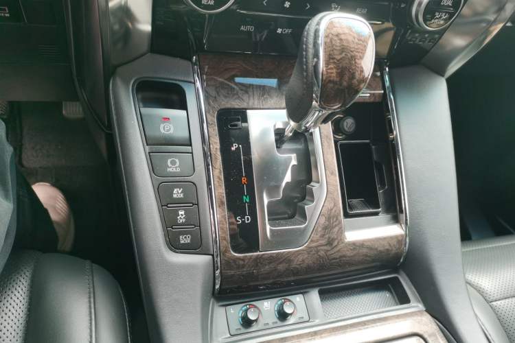 Used Toyota Vellfire 2021 Crown Dual-Engine 2.5L HV Prestige Edition Gear Lever