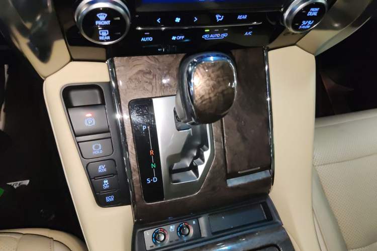 Used Toyota Vellfire 2021 Crown Dual-Engine 2.5L HV Prestige Edition Gear Lever