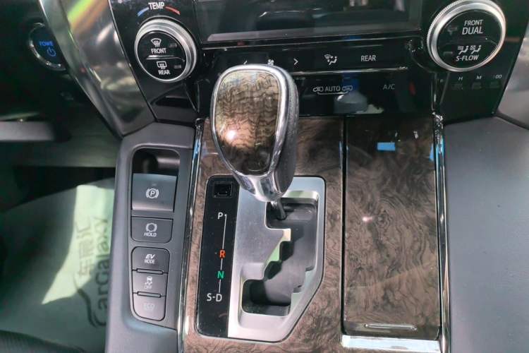 Used Toyota Vellfire 2021 Crown Dual-Engine 2.5L HV Supreme Edition Gear Lever