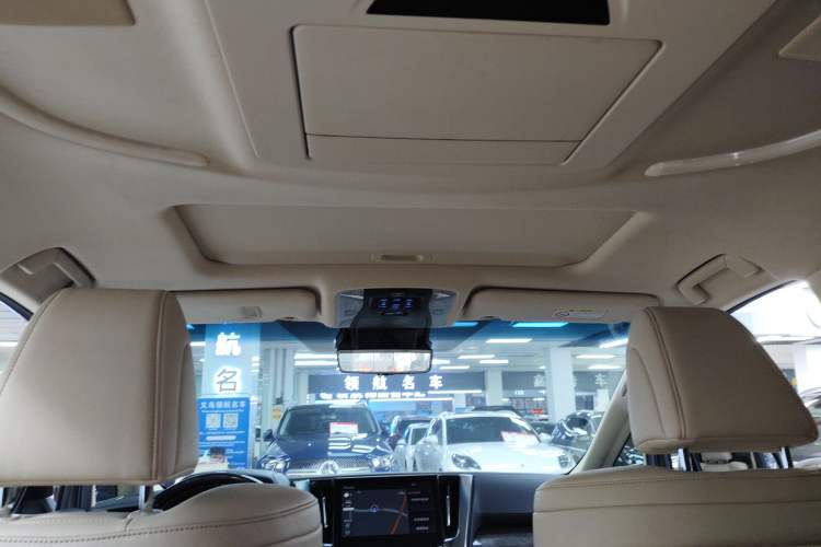 Used Toyota Vellfire 2021 Crown Dual-Engine 2.5L HV Prestige Edition Headliner