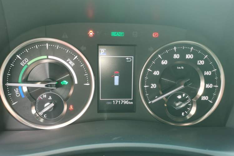 Used Toyota Vellfire 2021 Crown Dual-Engine 2.5L HV Prestige Edition Instrument Cluster