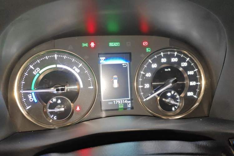 Used Toyota Vellfire 2021 Crown Dual-Engine 2.5L HV Prestige Edition Instrument Cluster