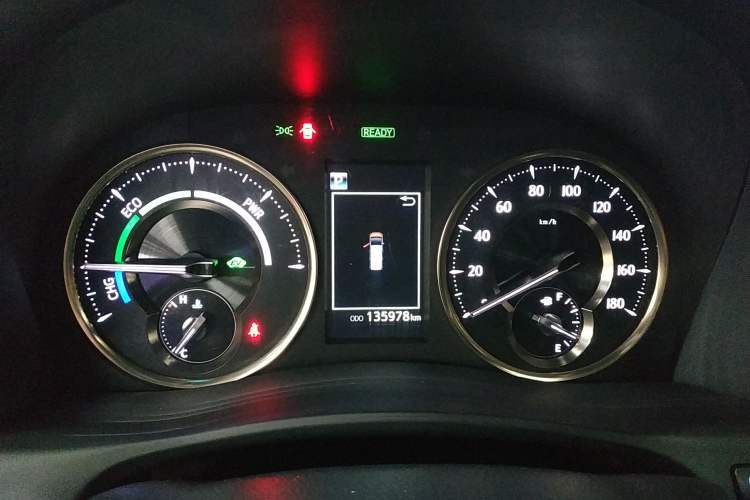 Used Toyota Vellfire 2021 Crown Dual-Engine 2.5L HV Supreme Edition Instrument Cluster