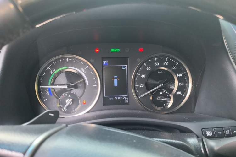 Used Toyota Vellfire 2021 Crown Dual-Engine 2.5L HV Supreme Edition Instrument Cluster