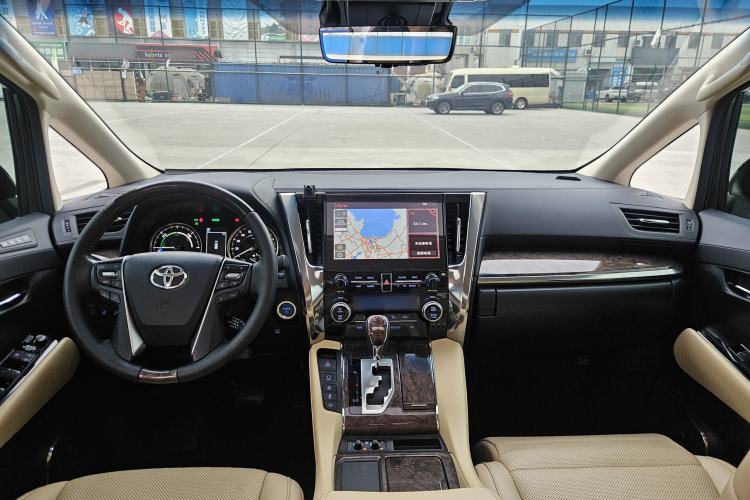 Used Toyota Vellfire 2021 Crown Dual-Engine 2.5L HV Supreme Edition Interior 1