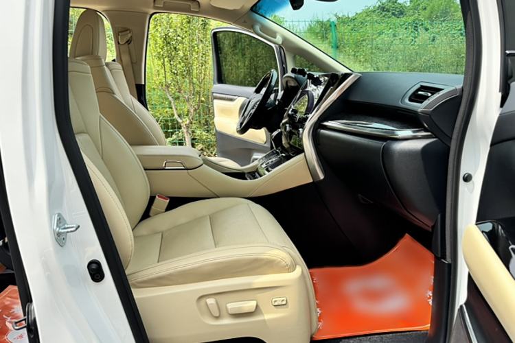 Used Toyota Vellfire 2021 Crown Dual-Engine 2.5L HV Supreme Edition Interior 5