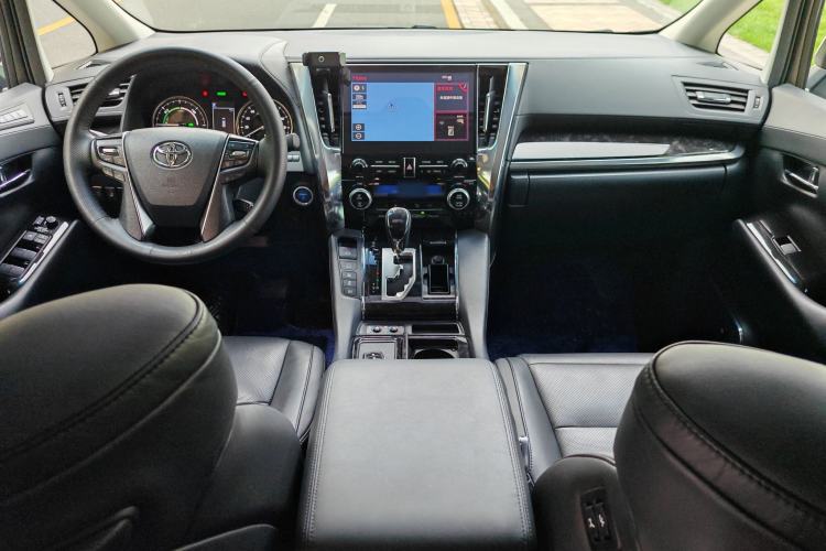 Used Toyota Vellfire 2021 Crown Dual-Engine 2.5L HV Luxury Edition Interior 5