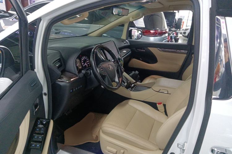 Used Toyota Vellfire 2021 Crown Dual-Engine 2.5L HV Prestige Edition Left Front Seat