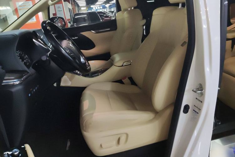 Used Toyota Vellfire 2021 Crown Dual-Engine 2.5L HV Prestige Edition Left Front Seat