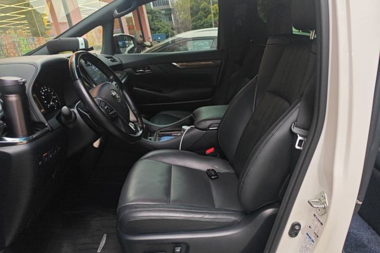 Used Toyota Vellfire 2021 Crown Dual-Engine 2.5L HV Supreme Edition Left Front Seat