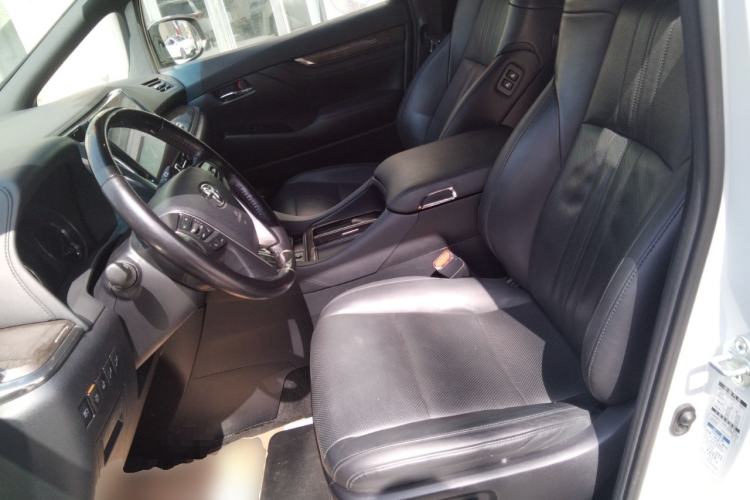 Used Toyota Vellfire 2021 Crown Dual-Engine 2.5L HV Prestige Edition Left Front Seat
