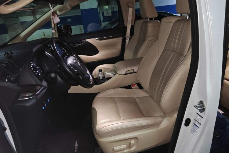Used Toyota Vellfire 2021 Crown Dual-Engine 2.5L HV Prestige Edition Left Front Seat