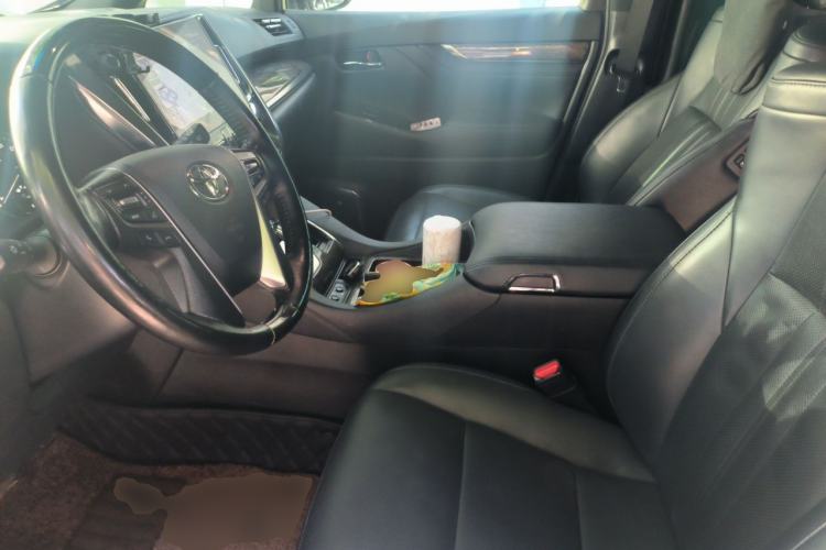 Used Toyota Vellfire 2021 Crown Dual-Engine 2.5L HV Luxury Edition Left Front Seat