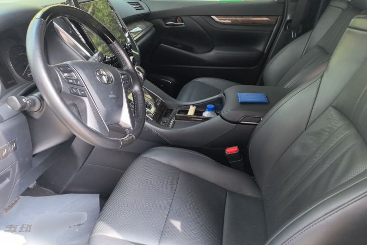 Used Toyota Vellfire 2021 Crown Dual-Engine 2.5L HV Supreme Edition Left Front Seat