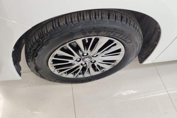 Used Toyota Vellfire 2021 Crown Dual-Engine 2.5L HV Prestige Edition Left Front Wheel Hub