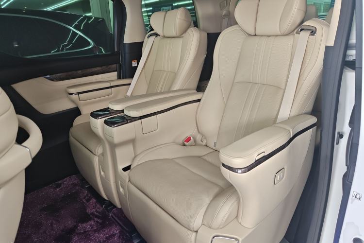 Used Toyota Vellfire 2021 Crown Dual-Engine 2.5L HV Prestige Edition Left Rear Seat