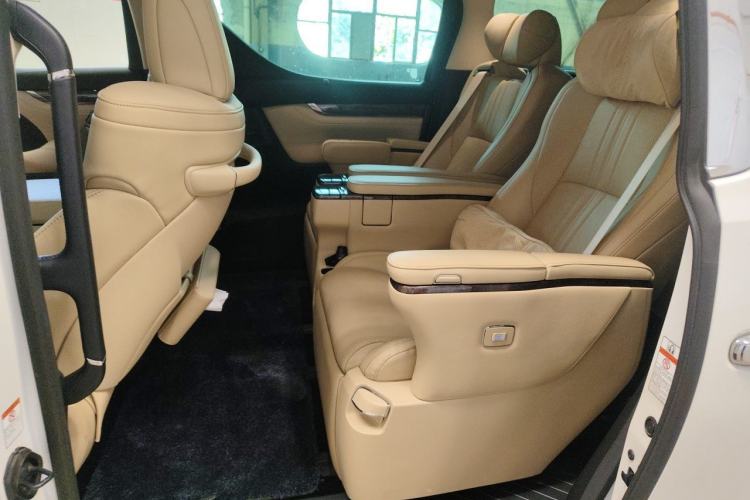 Used Toyota Vellfire 2021 Crown Dual-Engine 2.5L HV Prestige Edition Left Rear Seat
