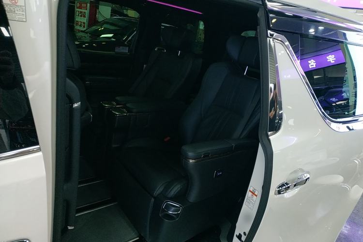 Used Toyota Vellfire 2021 Crown Dual-Engine 2.5L HV Supreme Edition Left Rear Seat