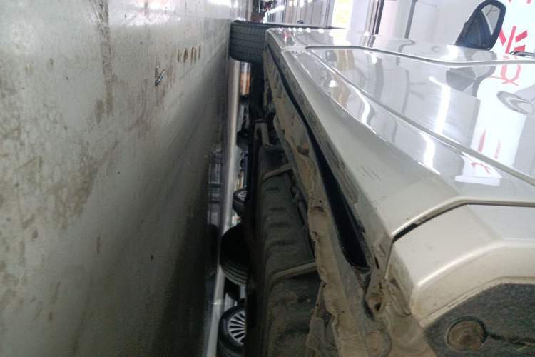 Used Toyota Vellfire 2021 Crown Dual-Engine 2.5L HV Prestige Edition Left Side Sill