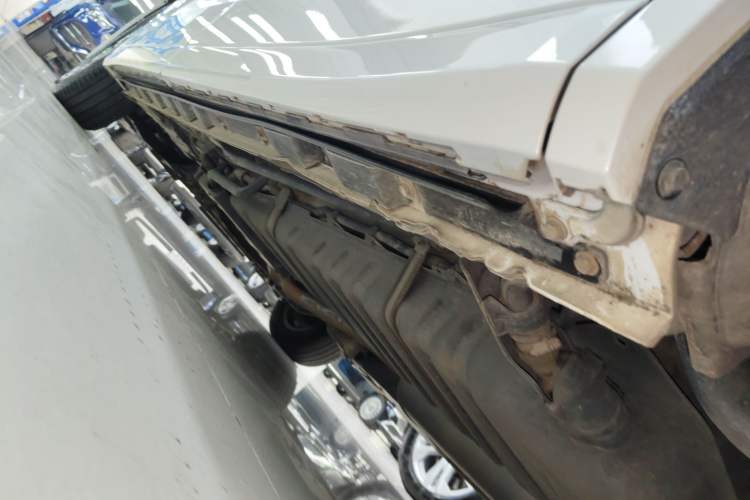 Used Toyota Vellfire 2021 Crown Dual-Engine 2.5L HV Prestige Edition Left Side Sill