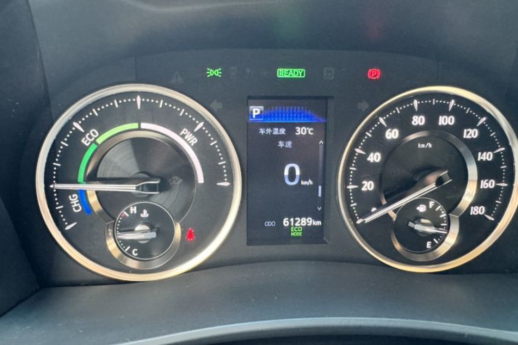Used Toyota Vellfire 2021 Crown Dual-Engine 2.5L HV Supreme Edition Odometer Close Up