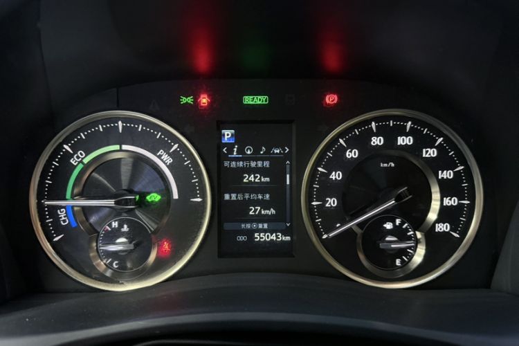 Used Toyota Vellfire 2021 Crown Dual-Engine 2.5L HV Prestige Edition Odometer Close Up