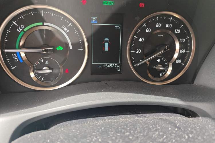Used Toyota Vellfire 2021 Crown Dual-Engine 2.5L HV Supreme Edition Odometer Close Up