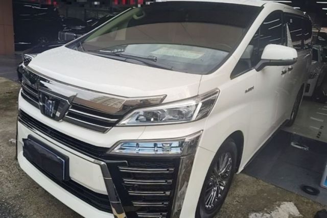 Used Toyota Vellfire 2021 Crown Dual-Engine 2.5L HV Supreme Edition