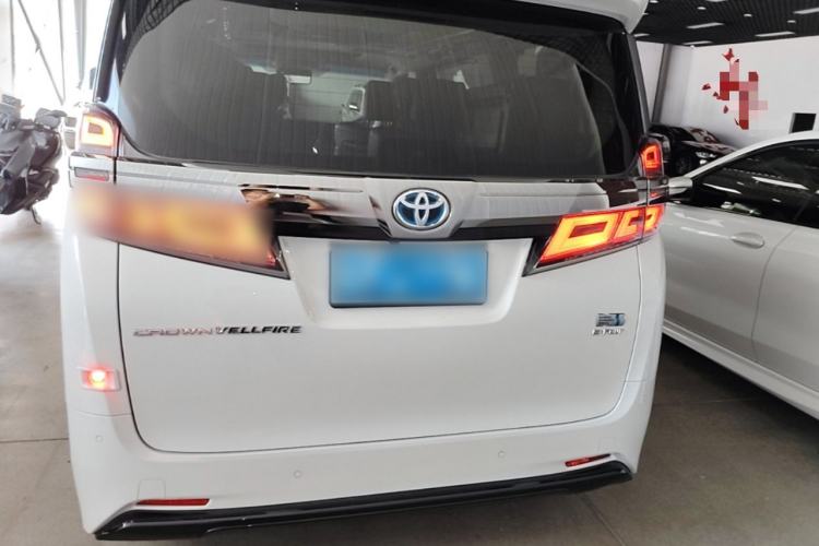 Used Toyota Vellfire 2021 Crown Dual-Engine 2.5L HV Luxury Edition Rear
